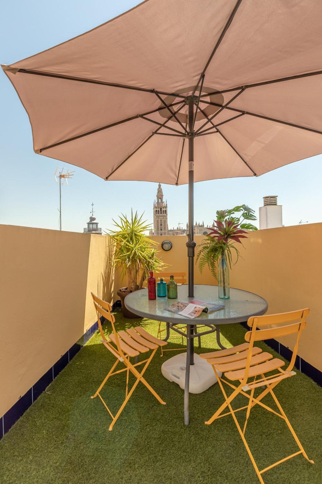 Green-Apartments Giralda Views Sewilla Zewnętrze zdjęcie